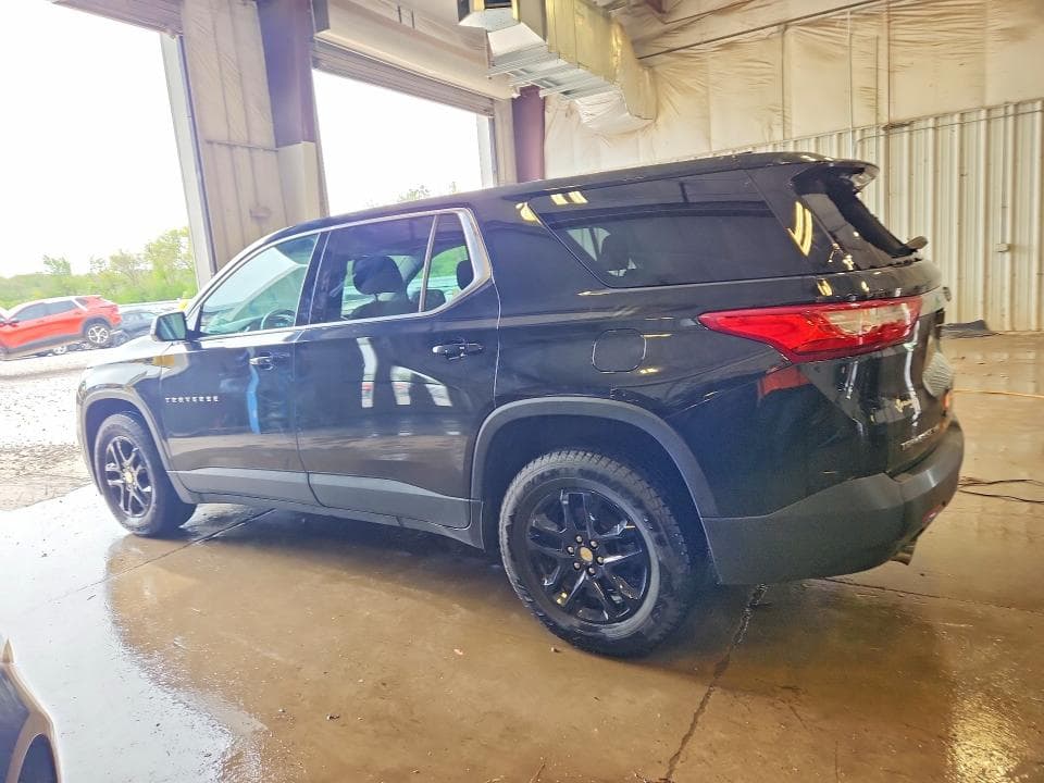 2018 CHEVROLET TRAVERSE LS 2
