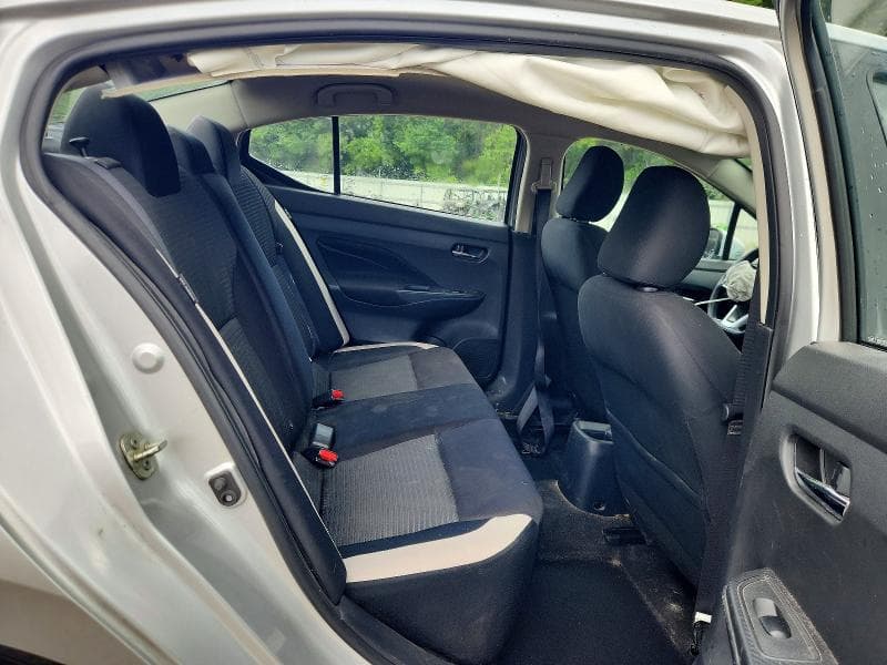 2021 NISSAN VERSA SV 10
