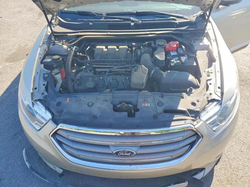 2018 FORD TAURUS SEL 11