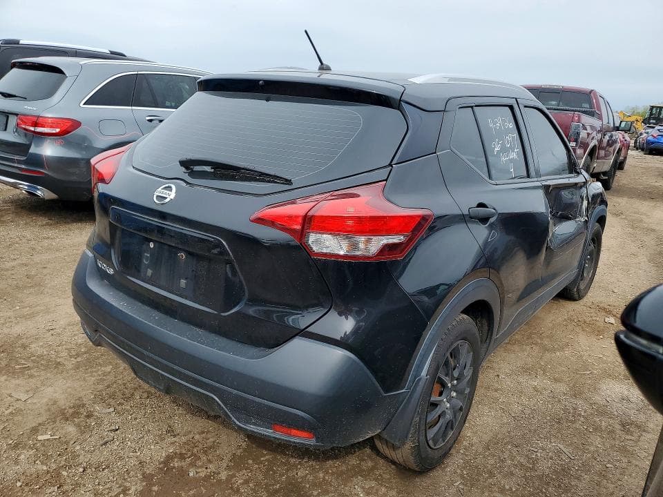 2018 NISSAN KICKS S 3