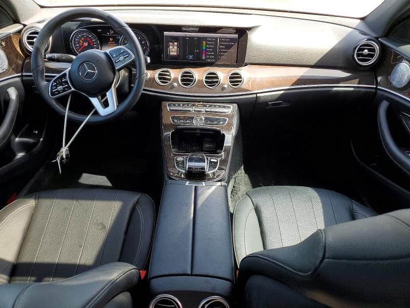 2019 MERCEDES-BENZ E 300 300 8
