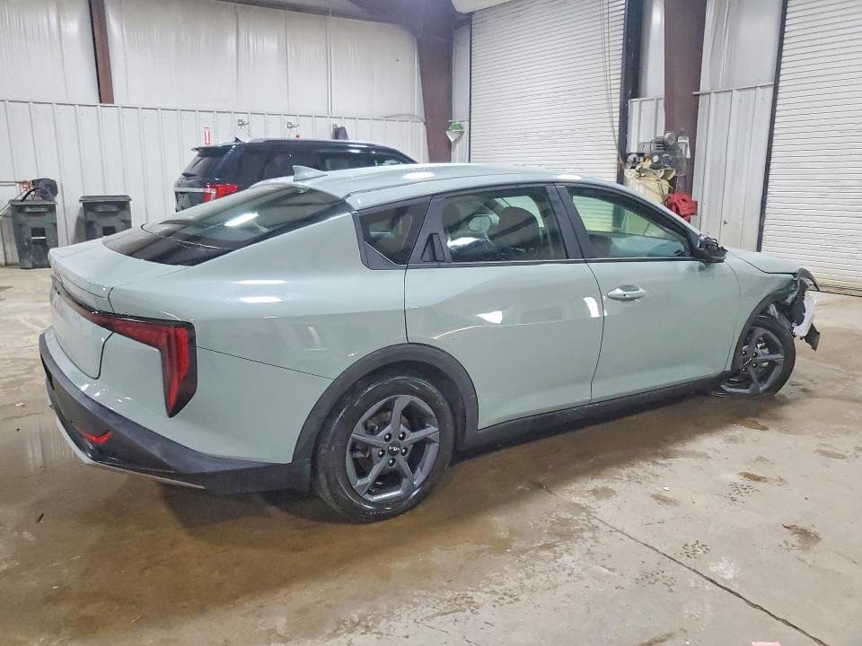 2025 KIA K4 LXS 3