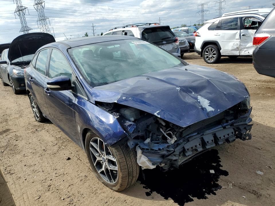 2017 FORD FOCUS SEL 4