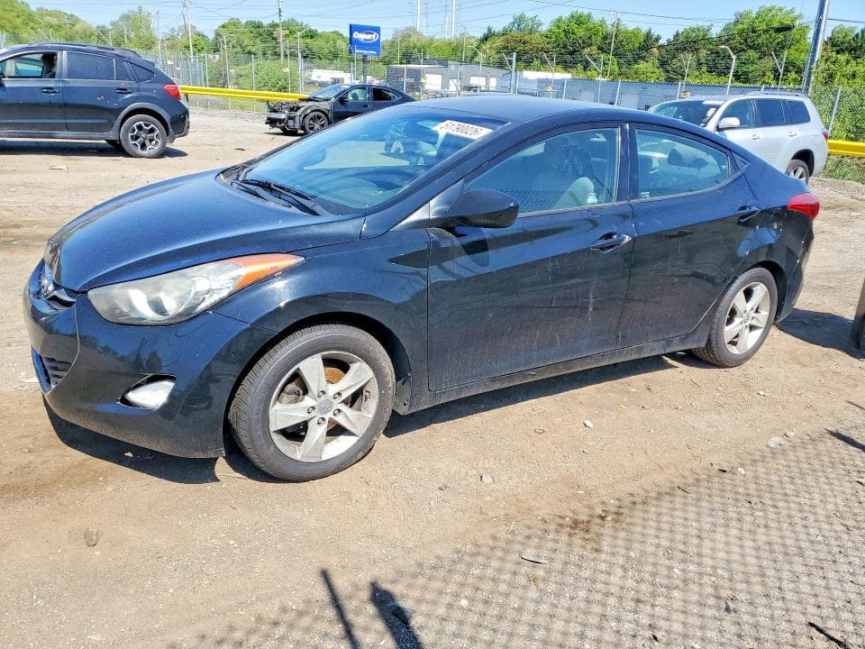 2013 HYUNDAI ELANTRA