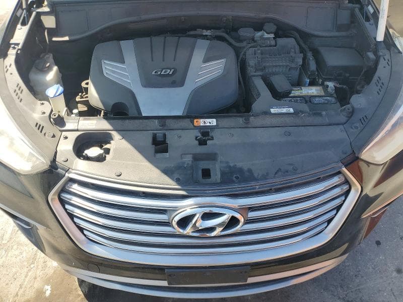 2017 HYUNDAI SANTA FE SE 12
