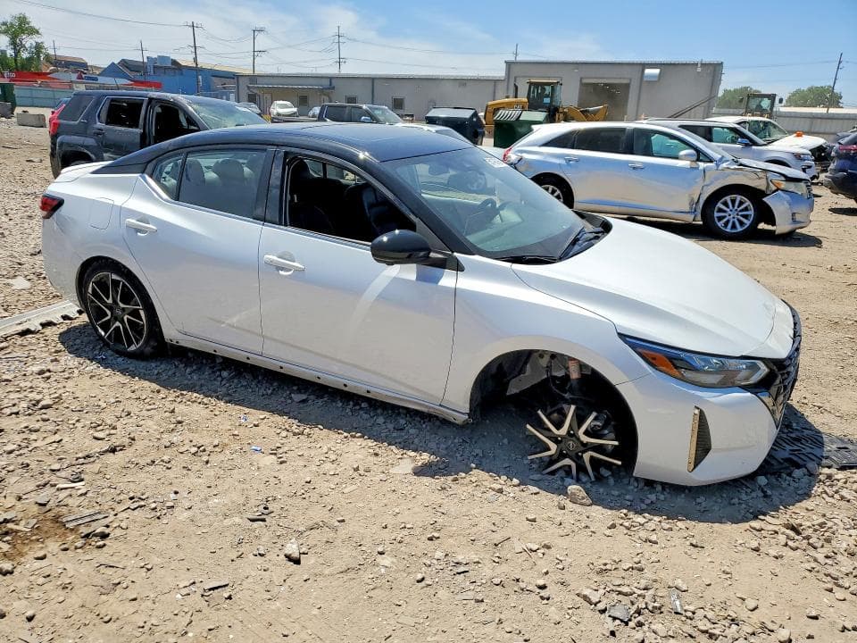 2024 NISSAN SENTRA SR 4