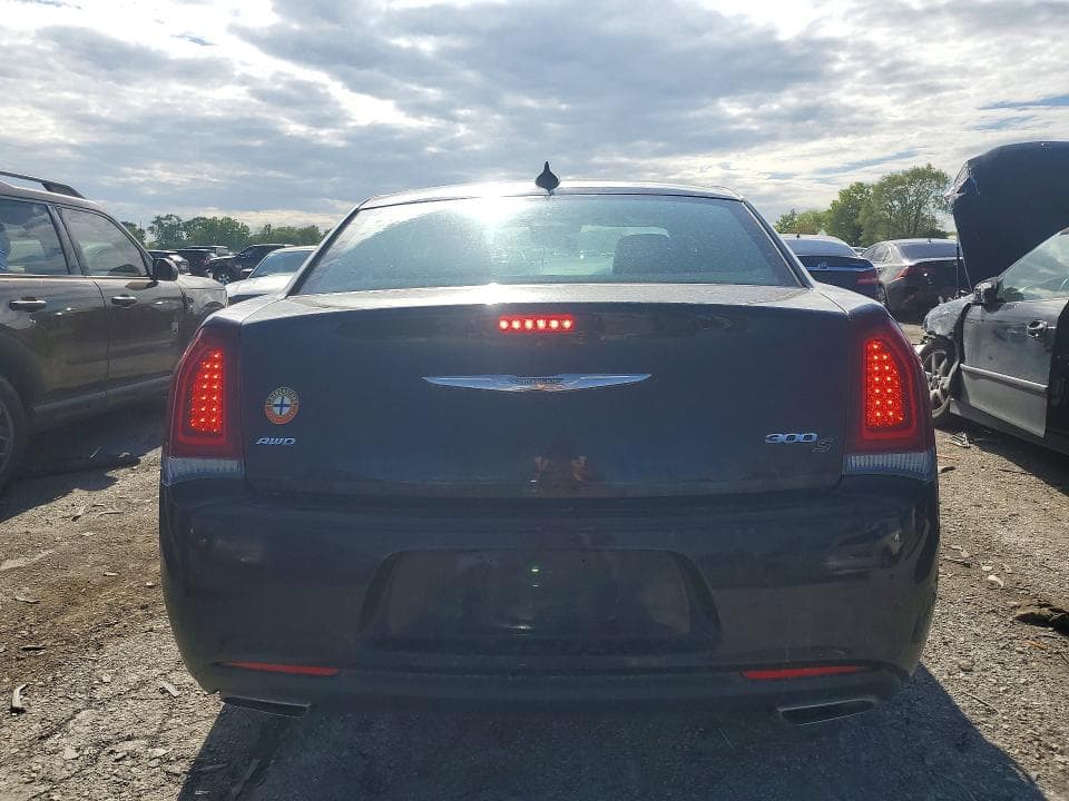 2017 CHRYSLER 300 S 6