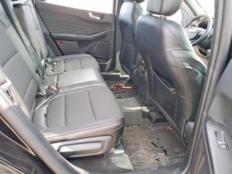 2024 FORD ESCAPE ST LINE 11