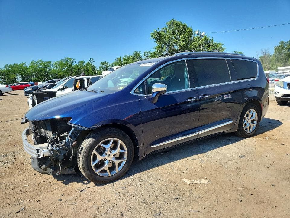 2017 CHRYSLER PACIFICA LIMITED - 1