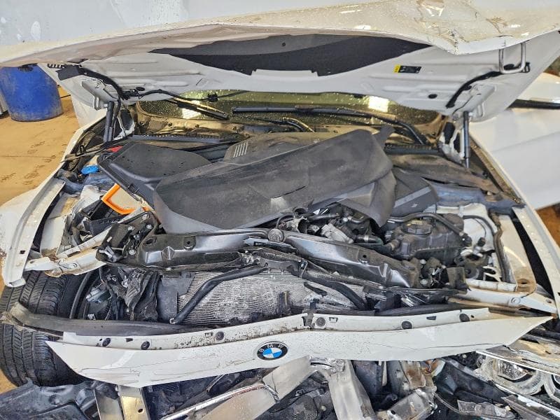 2018 BMW 330 XI 11