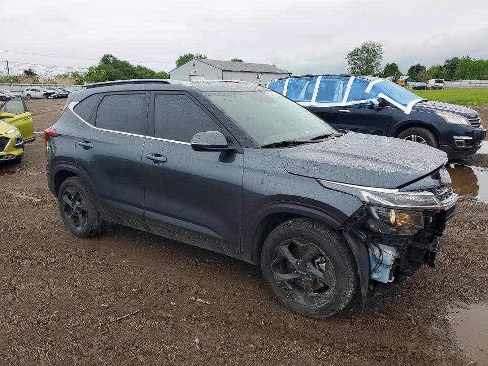2026 KIA SELTOS EX 4