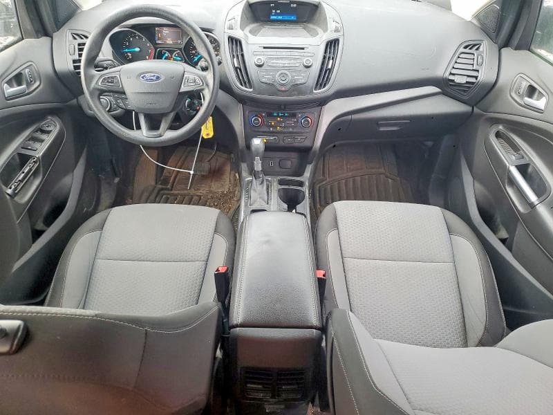 2017 FORD ESCAPE SE 8