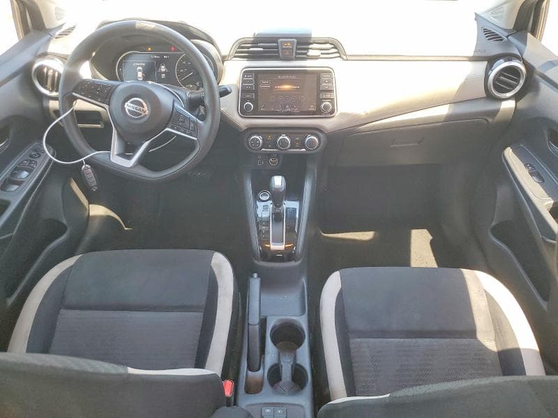 2020 NISSAN VERSA SV 8
