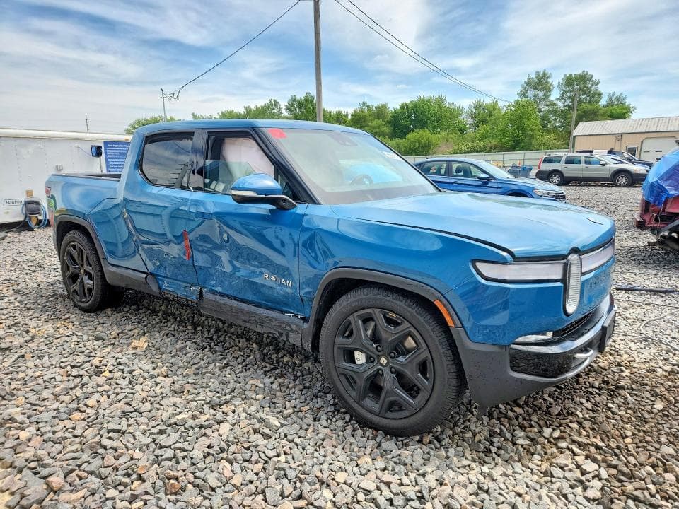 2023 RIVIAN R1T ADVENTURE 4