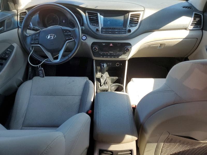 2018 HYUNDAI TUCSON VALUE 8