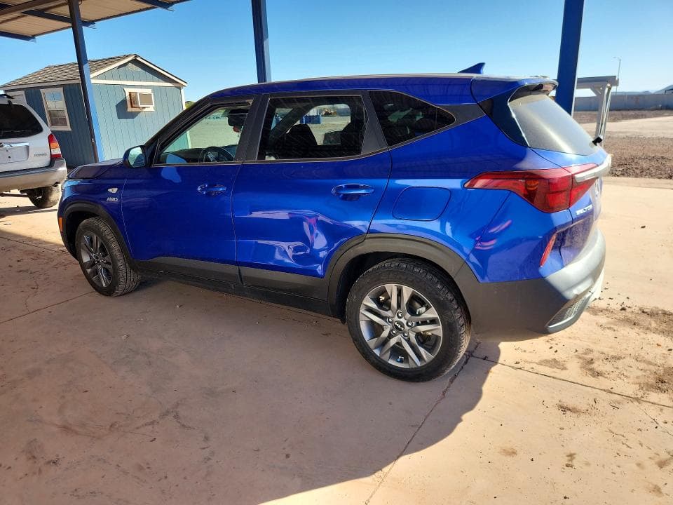 2022 KIA SELTOS LX 2