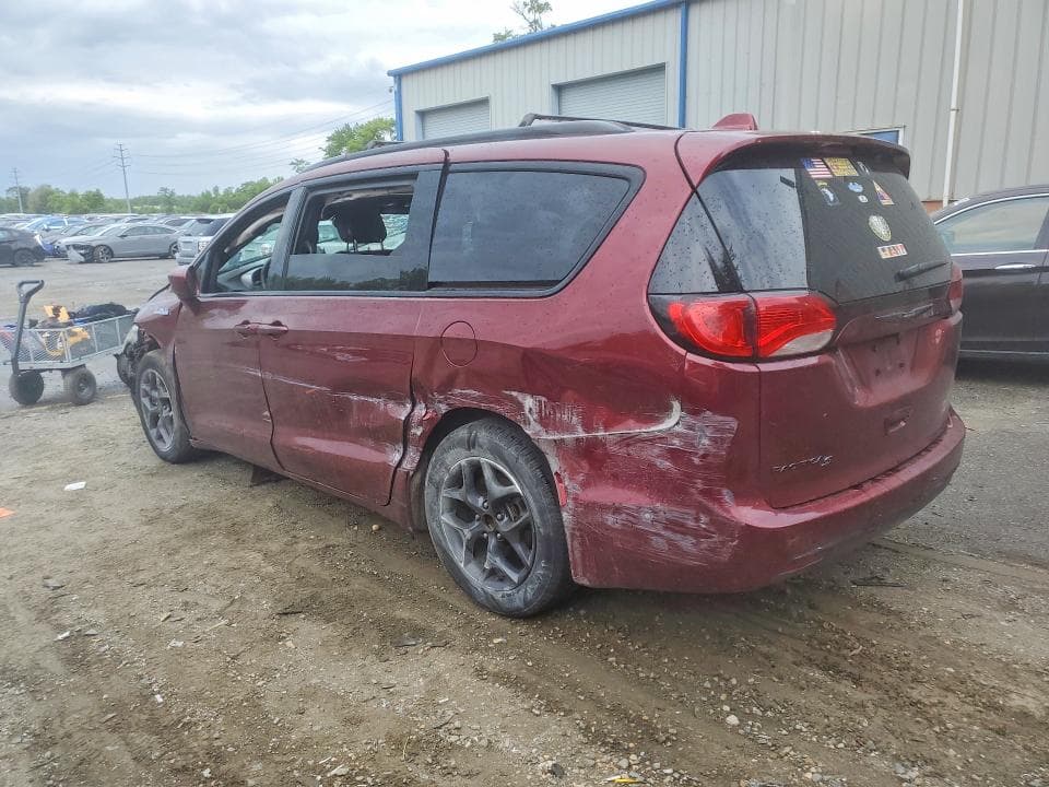 2019 CHRYSLER PACIFICA TOURING L 2
