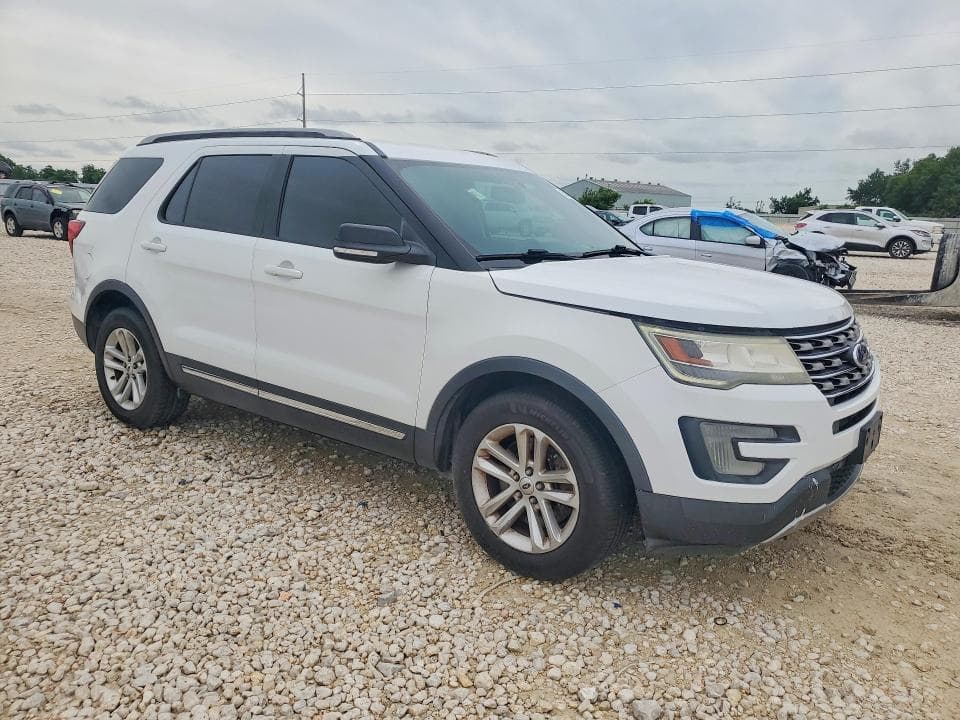 2017 FORD EXPLORER XLT 4