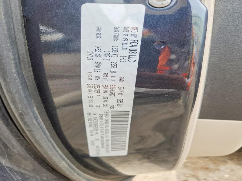 2019 CHRYSLER PACIFICA L 12