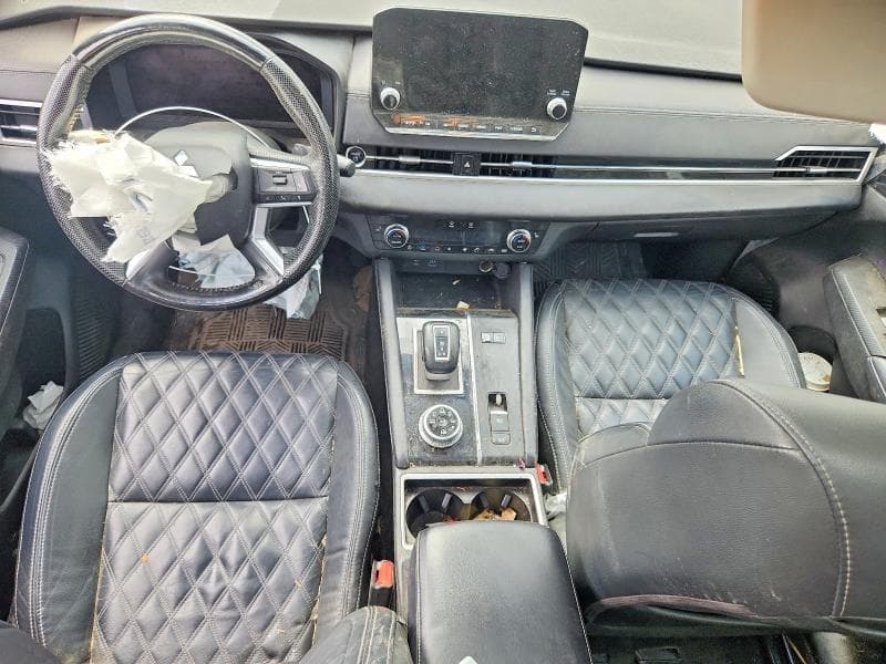 2023 MITSUBISHI OUTLANDER SE 8