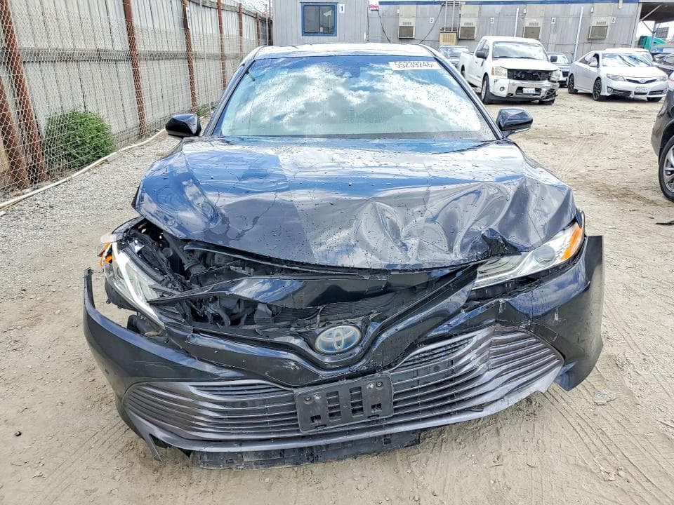 2018 TOYOTA CAMRY HYBRID XLE 5