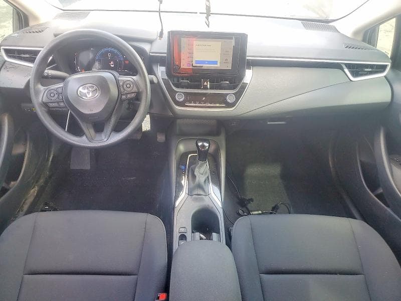 2026 TOYOTA COROLLA LE 8
