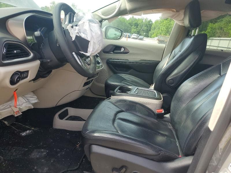 2022 CHRYSLER PACIFICA TOURING L 7