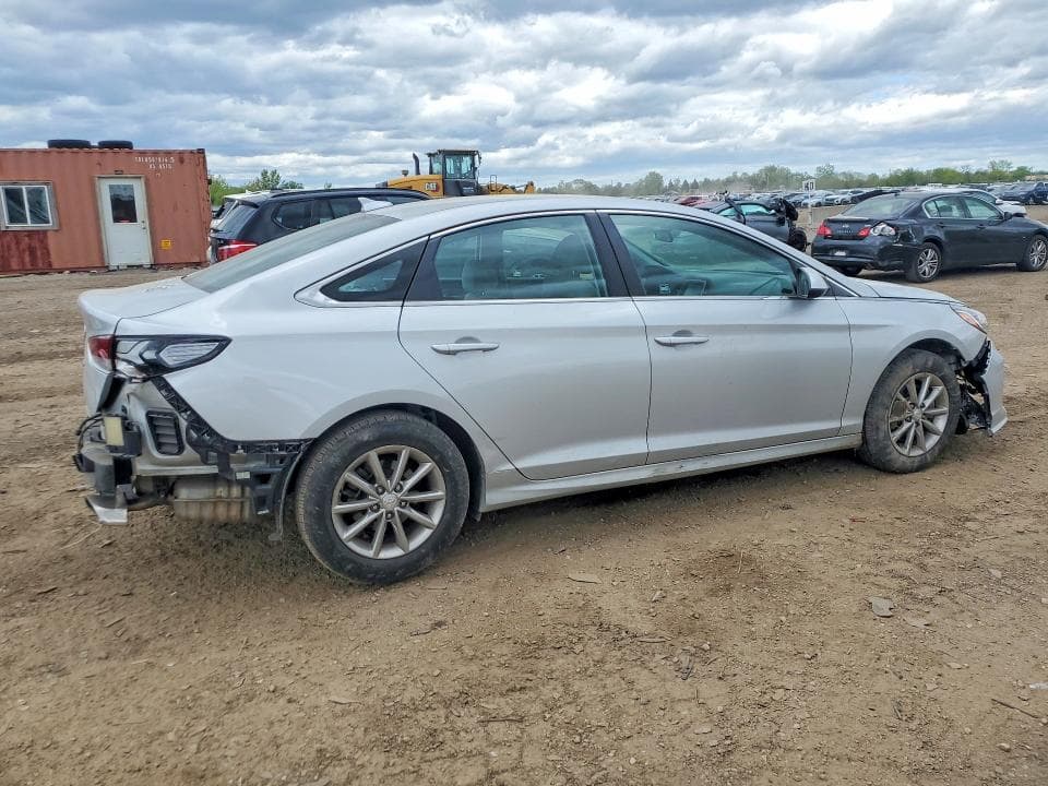 2019 HYUNDAI SONATA SE 3