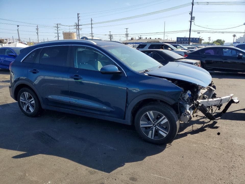 2022 KIA NIRO LXS 4