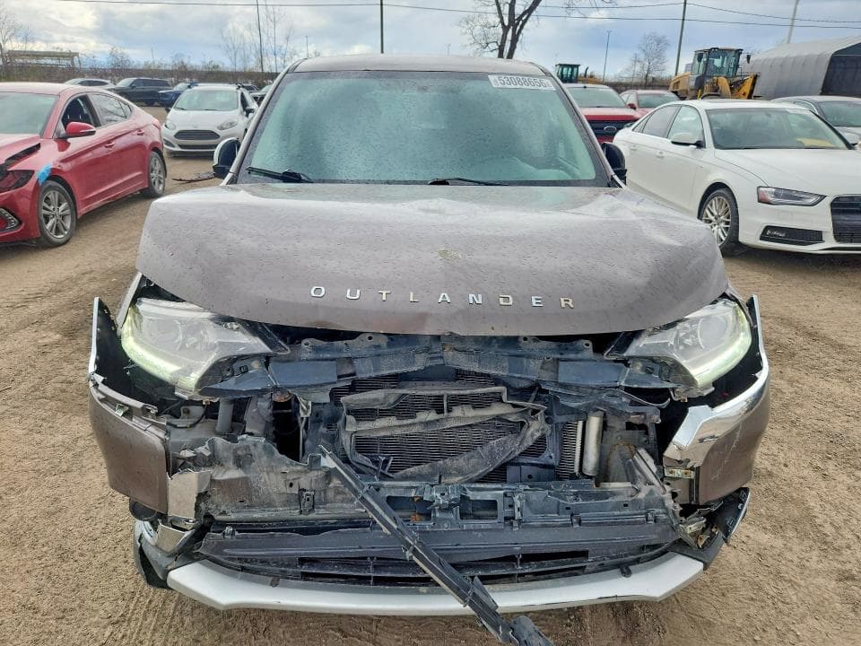 2017 MITSUBISHI OUTLANDER ES 5
