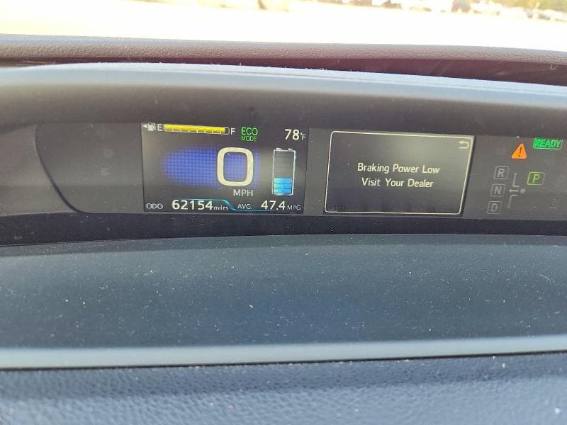 2022 TOYOTA PRIUS XLE AWD-E 9