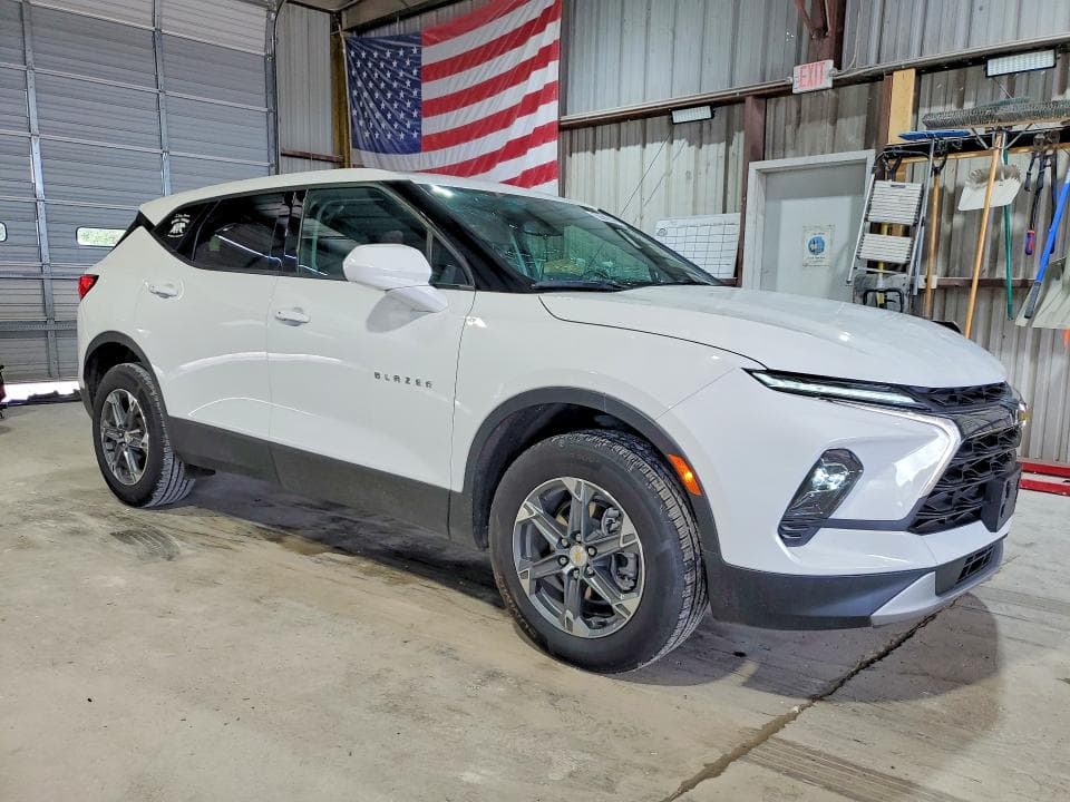 2023 CHEVROLET BLAZER 2LT 4