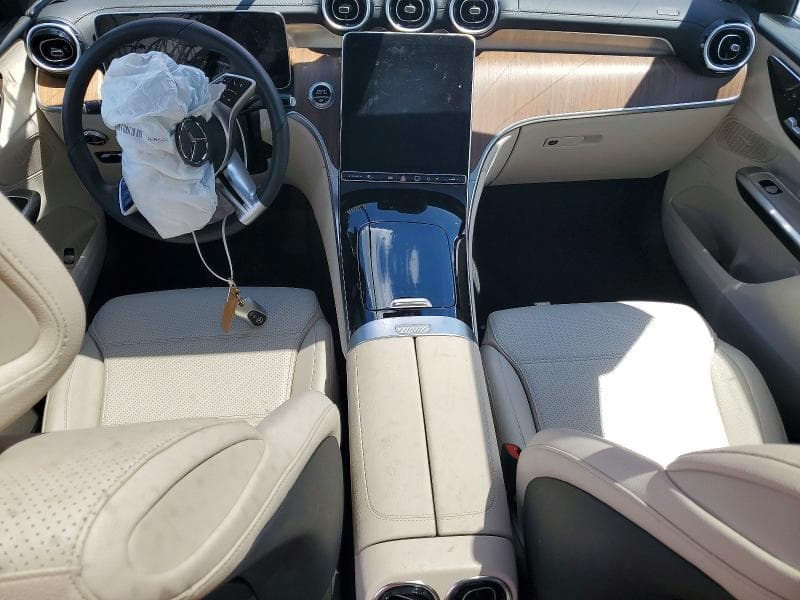 2024 MERCEDES-BENZ GLC 300 4MATIC 8