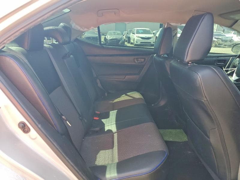2018 TOYOTA COROLLA 10