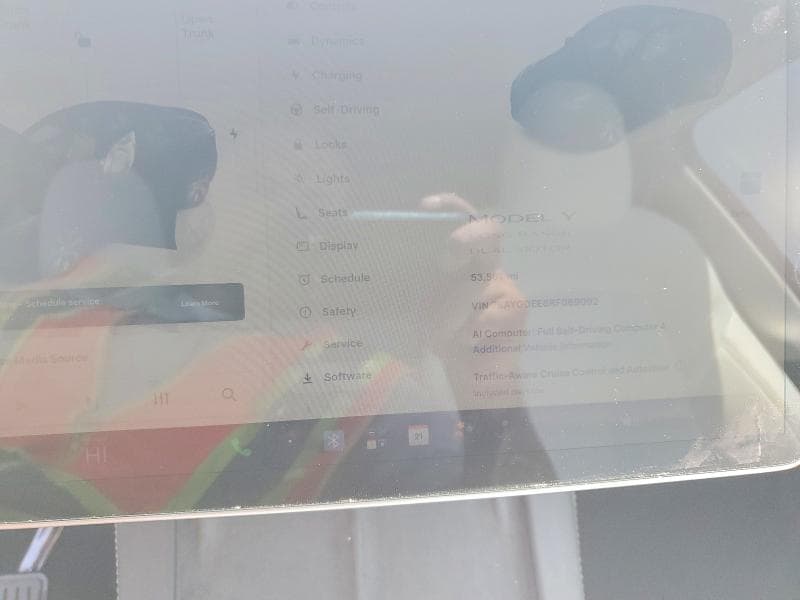 2024 TESLA MODEL Y 9
