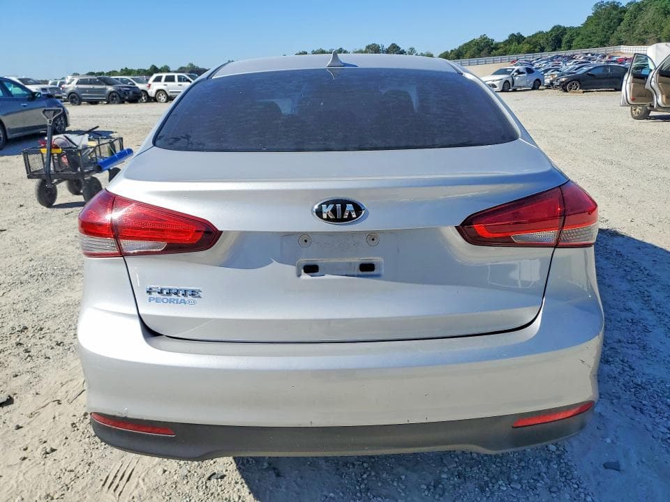 2018 KIA FORTE LX 6