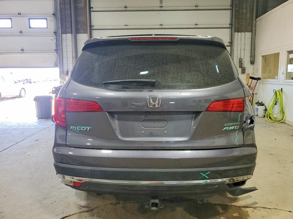 2018 HONDA PILOT TOURING 6