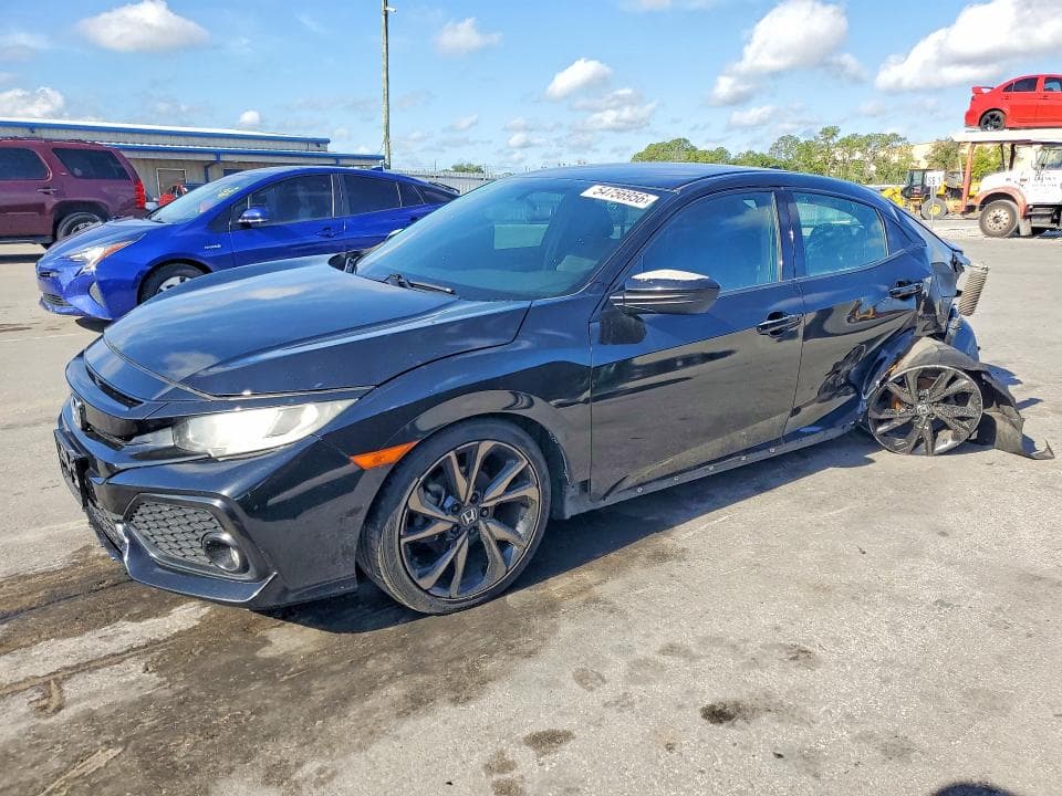 2018 HONDA CIVIC SPORT - 1