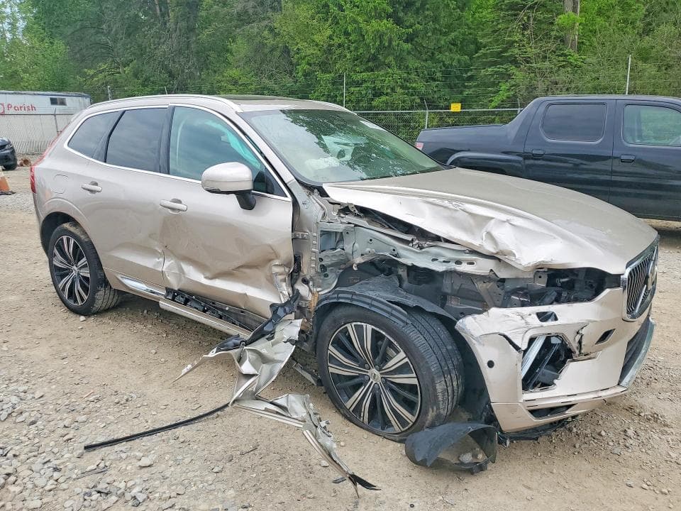 2023 VOLVO XC60 PLUS 4