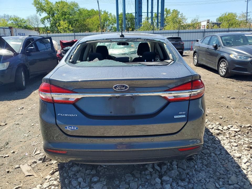 2018 FORD FUSION SE 6