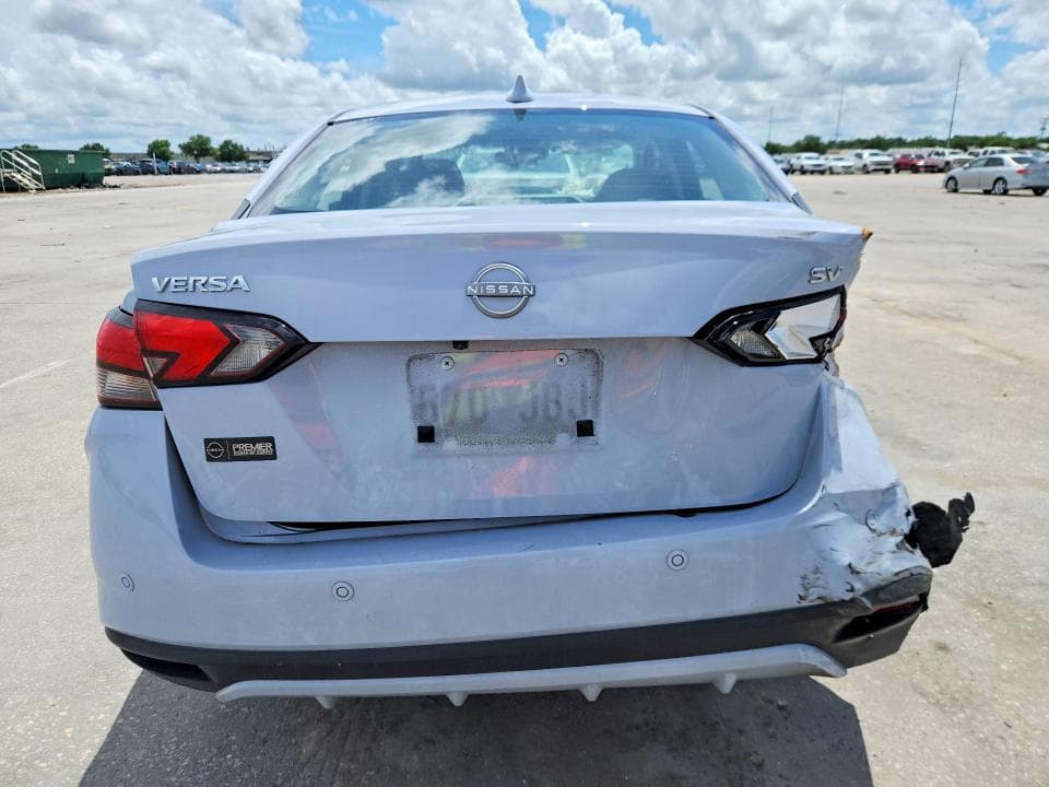 2024 NISSAN VERSA 11