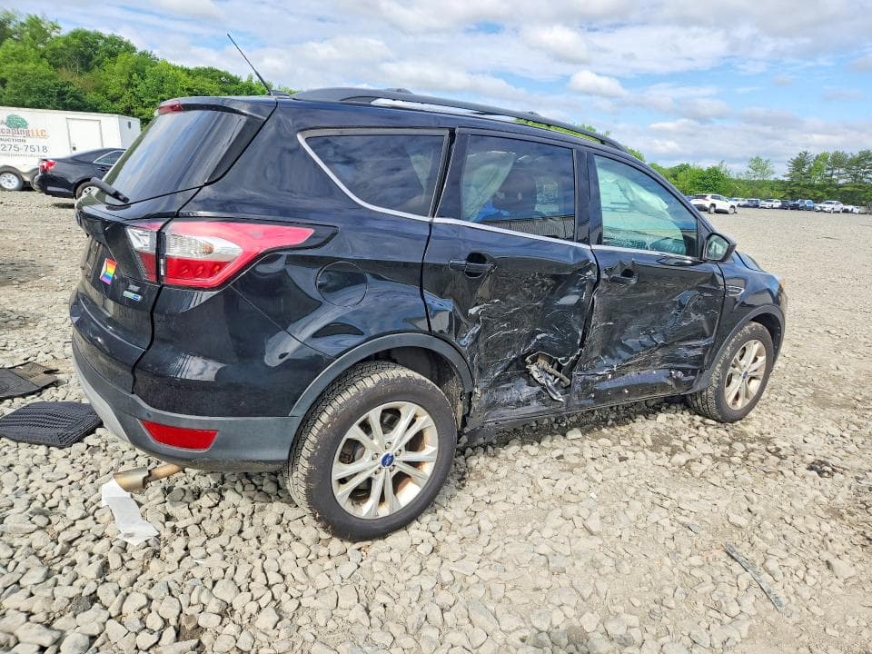 2017 FORD ESCAPE SE 3