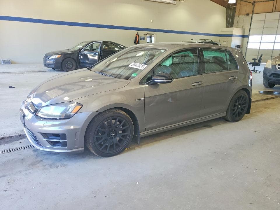 2016 VOLKSWAGEN GOLF R