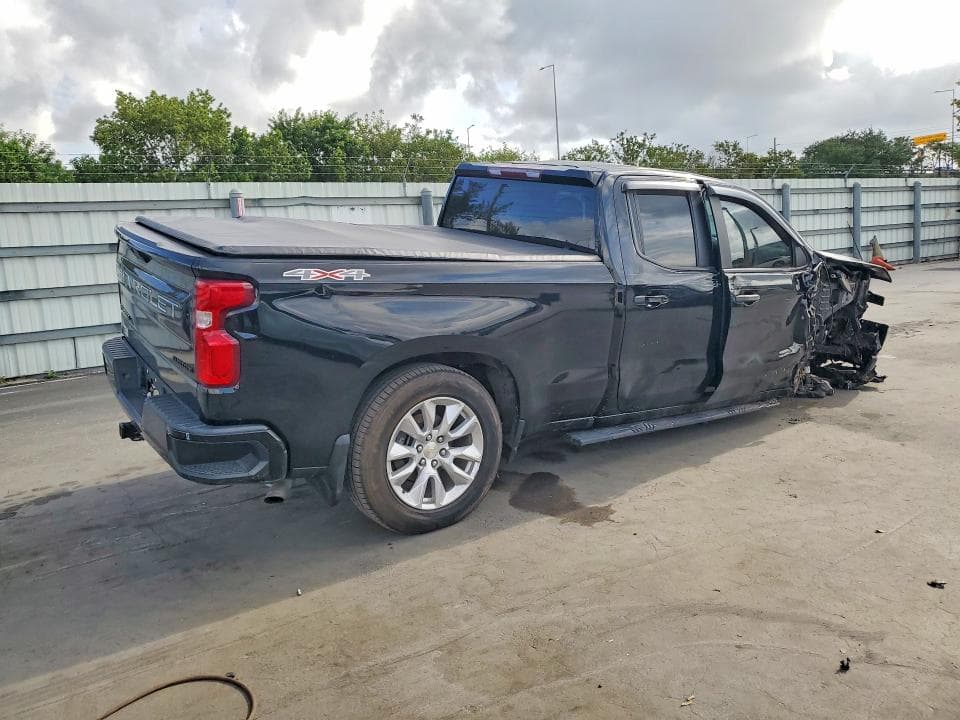 2021 CHEVROLET SILVERADO K1500 CUSTOM 3