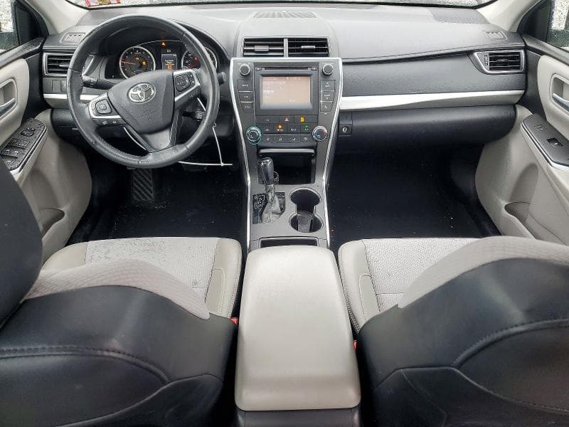 2017 TOYOTA CAMRY SE 8