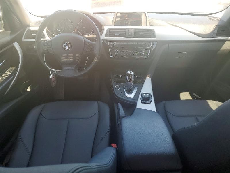 2018 BMW 320 I 8