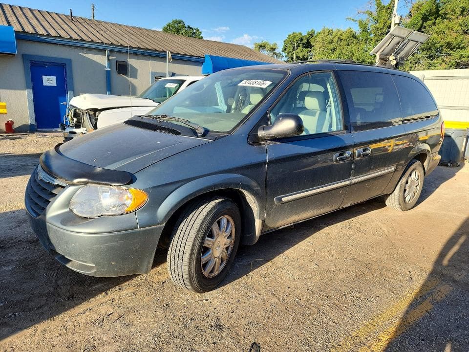 2006 CHRYSLER TOWN & COUNTRY TOURING