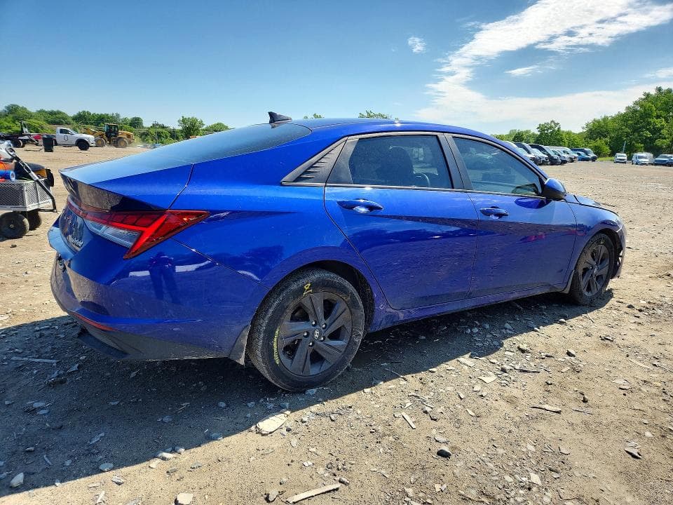 2022 HYUNDAI ELANTRA BLUE 3