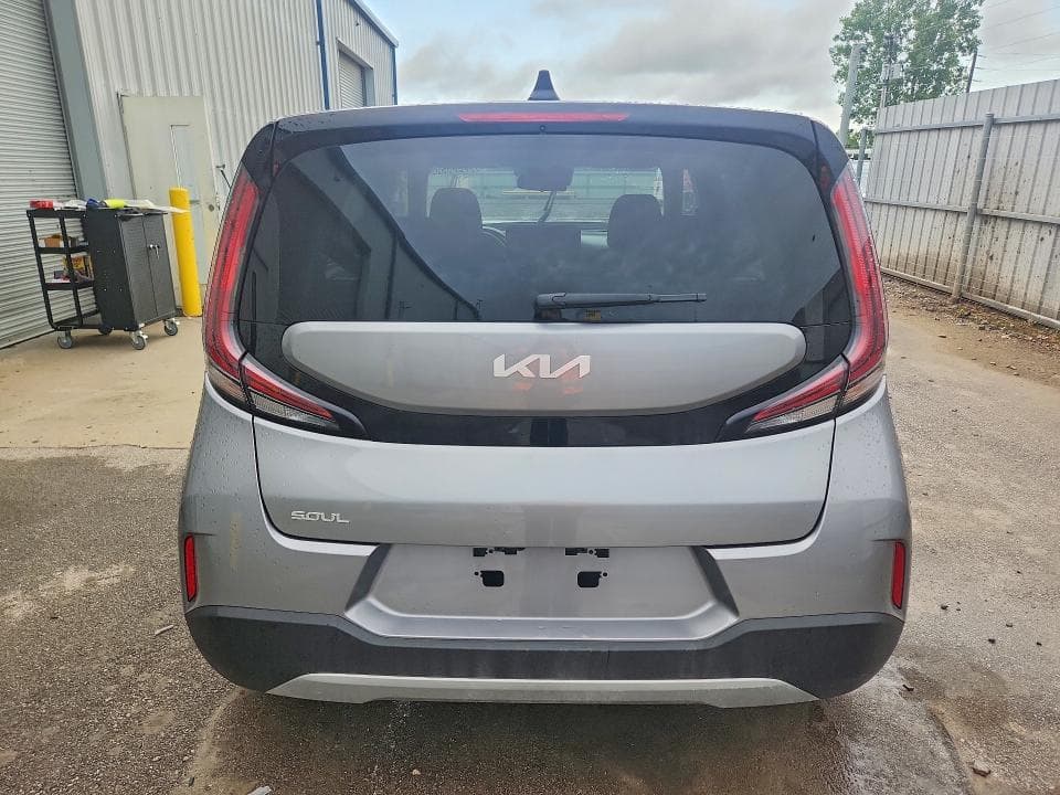 2025 KIA SOUL LX 6