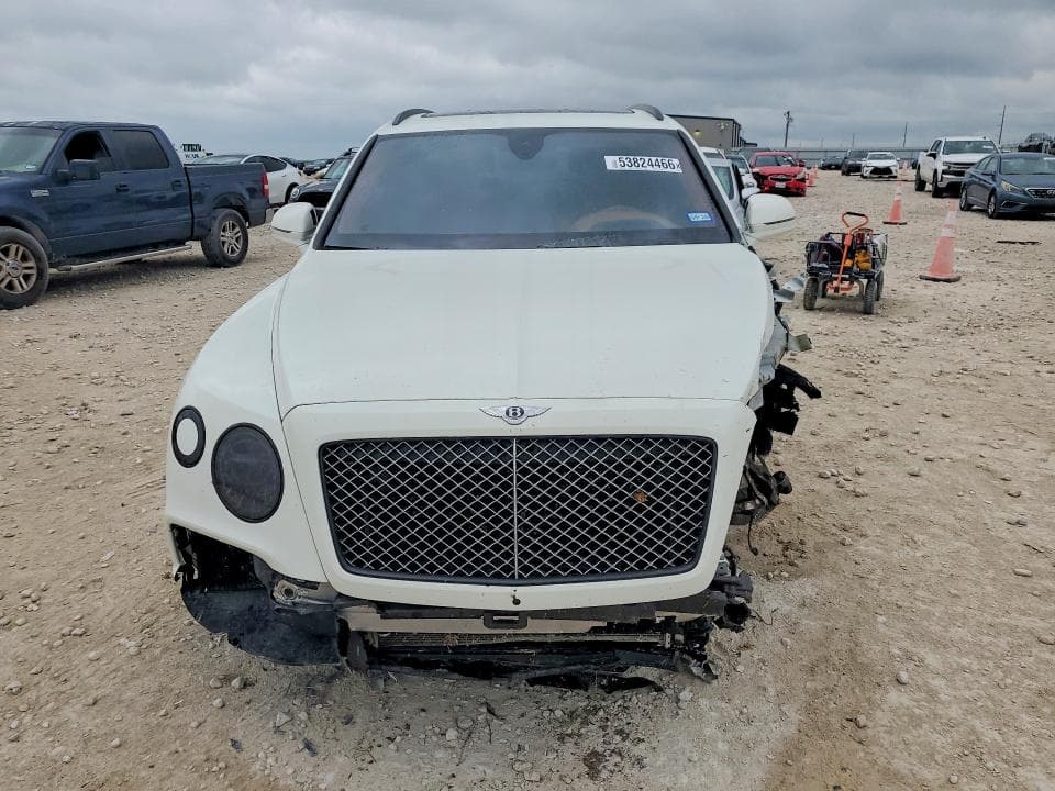 2017 BENTLEY BENTAYGA 5